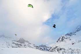 Jeff Lilas- Snowkite Masters 2012 - col du Lautaret (05) France