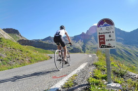 Vélo dans le col du Galibier (05)