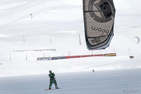 Romain Luppi - Bernina pass - snowkite en Suisse