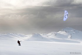 Guillaume Chastagnol - snowkite en Islande