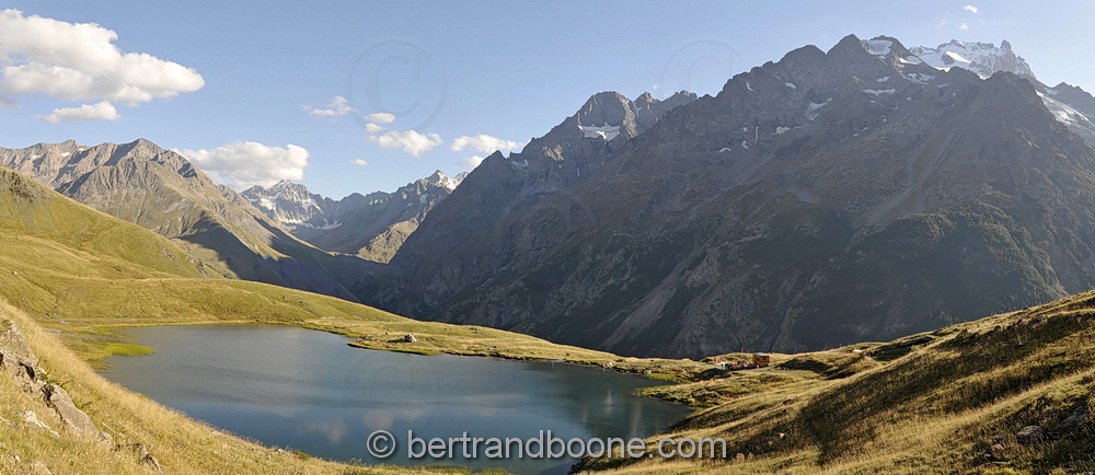 lac du Pontet et massif de la Meije - hautes alpes - Fr