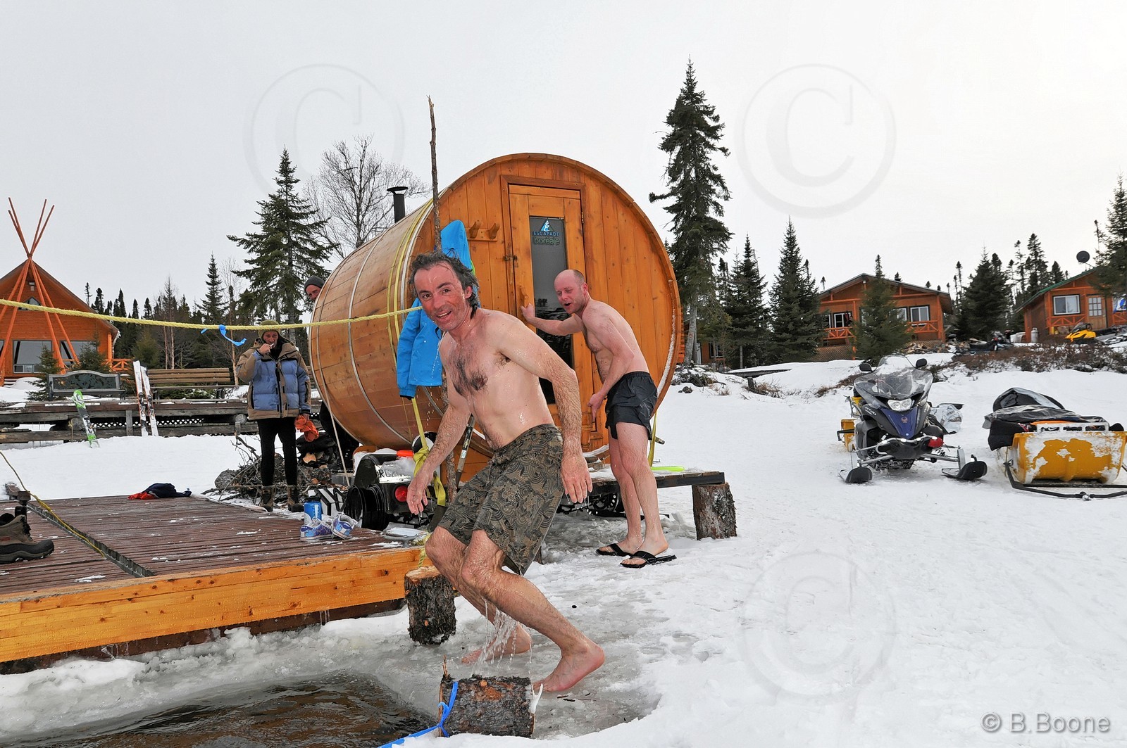 120404-727 © B.Boone