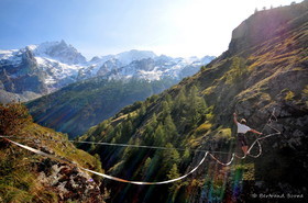 Slackline au Chazelet - La Grave - Hautes Alpes - France