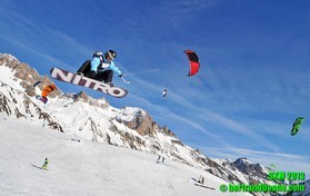 130107-391 © B.Boone