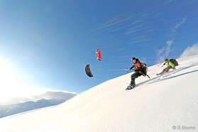 Etienne Lhote et Johann Civel - snowkite en Georgie