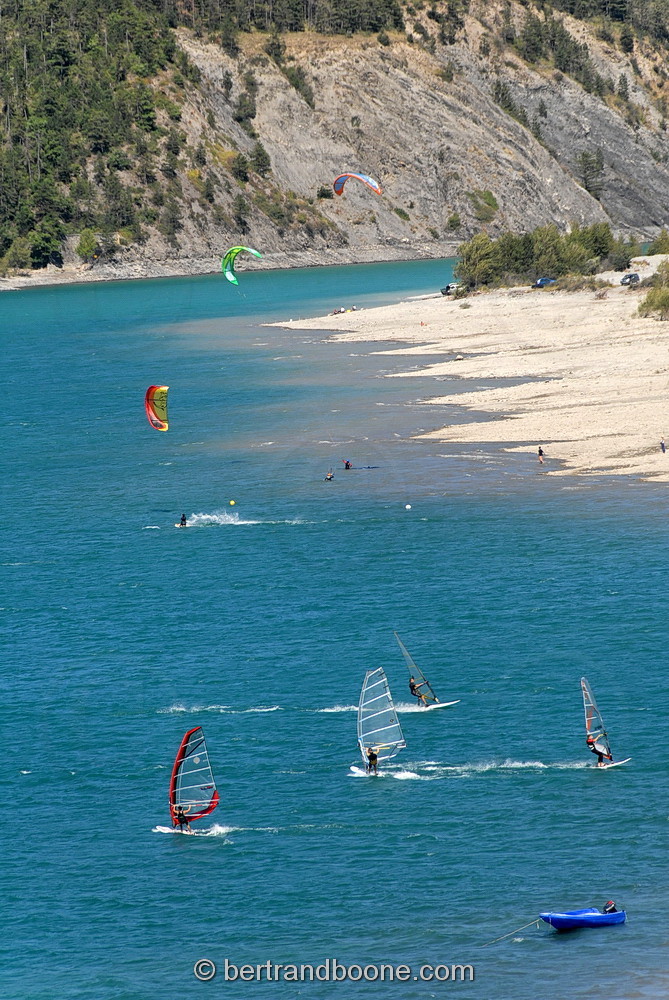 lac de serre-ponçon - hautes alpes - Fr