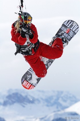 Cortina snowkite contest 2009 passo Giau Italy