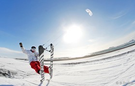 Jérome Josserand - snowkite en Islande