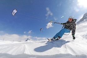 Fabio Ingrosso - Bernina pass - snowkite en Suisse