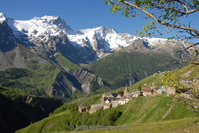 Les Hières et le massif de la Meije
