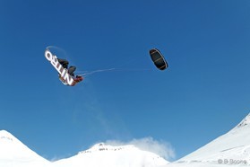 Etienne Lhote - snowkite a Gudauri - Georgie