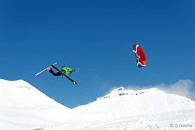 Johann Civel - snowkite a Gudauri - Georgie