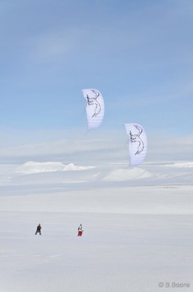 Jérome Josserand et Guillaume Chastagnol - snowkite en Islande