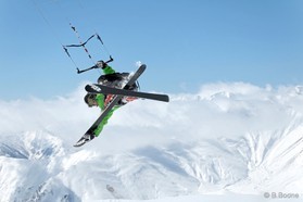 Johann Civel - snowkite a Gudauri - Georgie